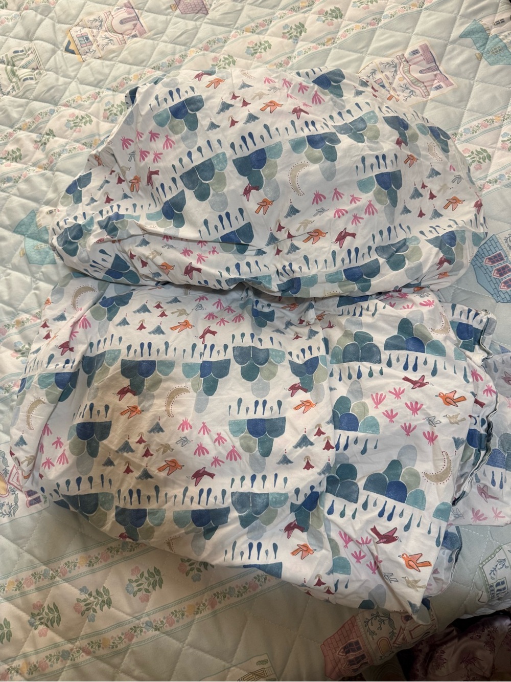 Pottery Barn Kids White Sheet & Fitted Sheet Blue, Pink & Orange Raincloud Print